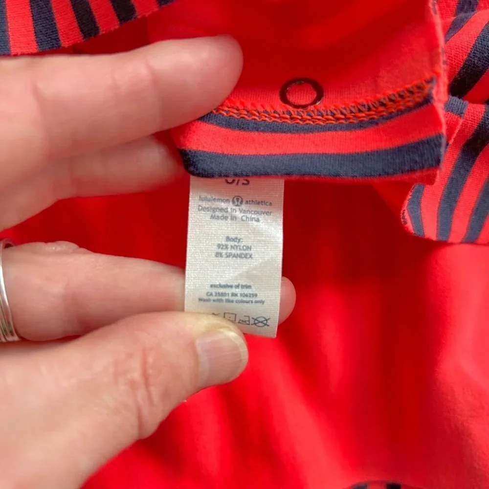 Lululemon Vinyasa Stripe Snap Scarf Wrap